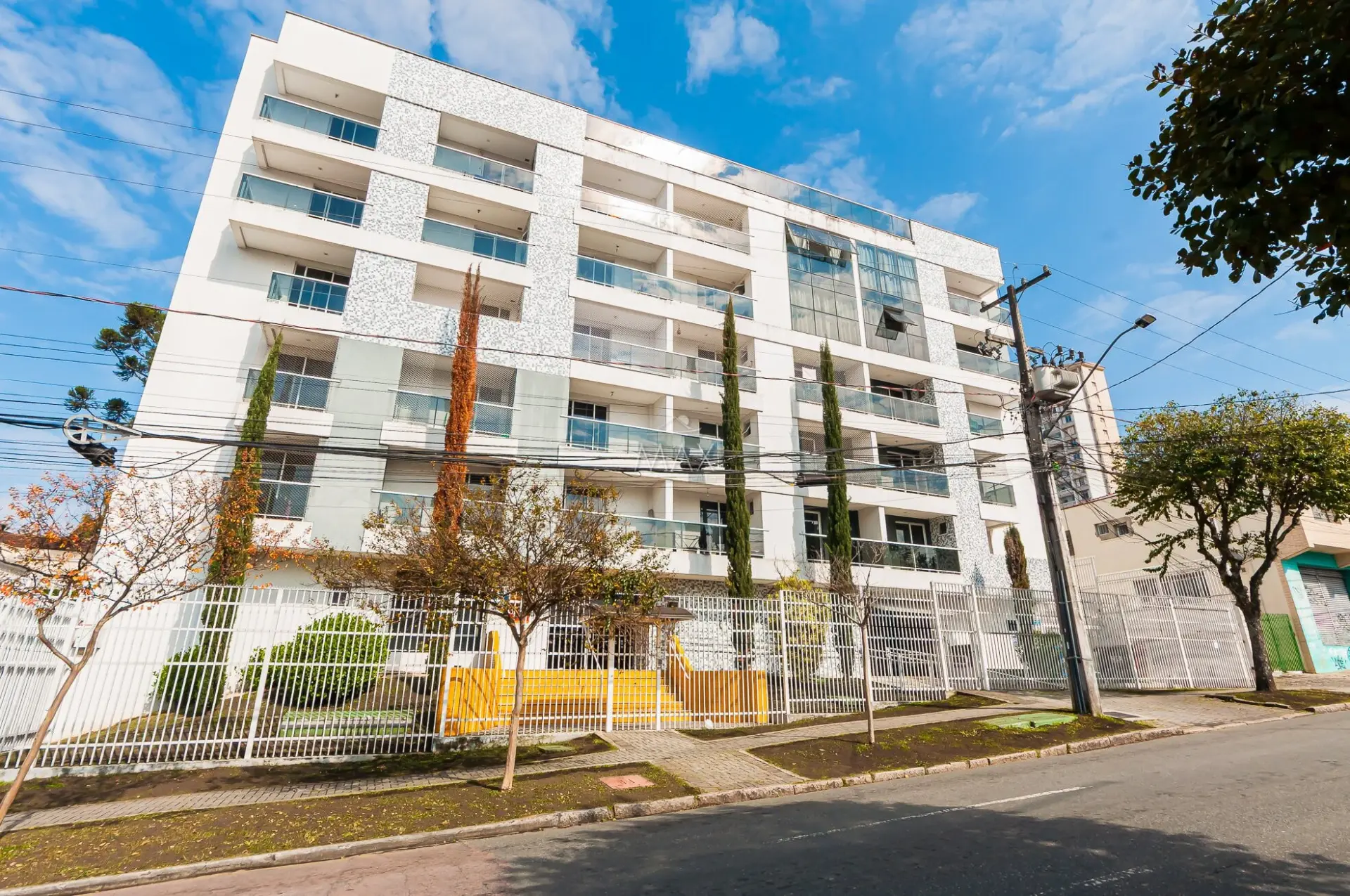 Apartamento mobiliado em condomínio com piscina coberta — photo 27