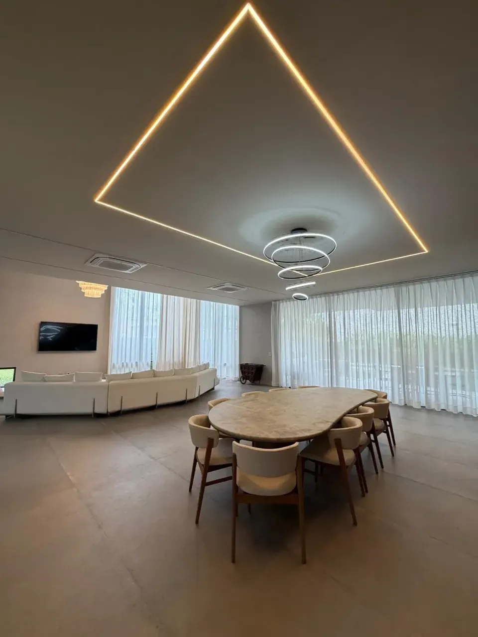 Furnished house with 5 bedrooms and open-plan kitchen — photo 6