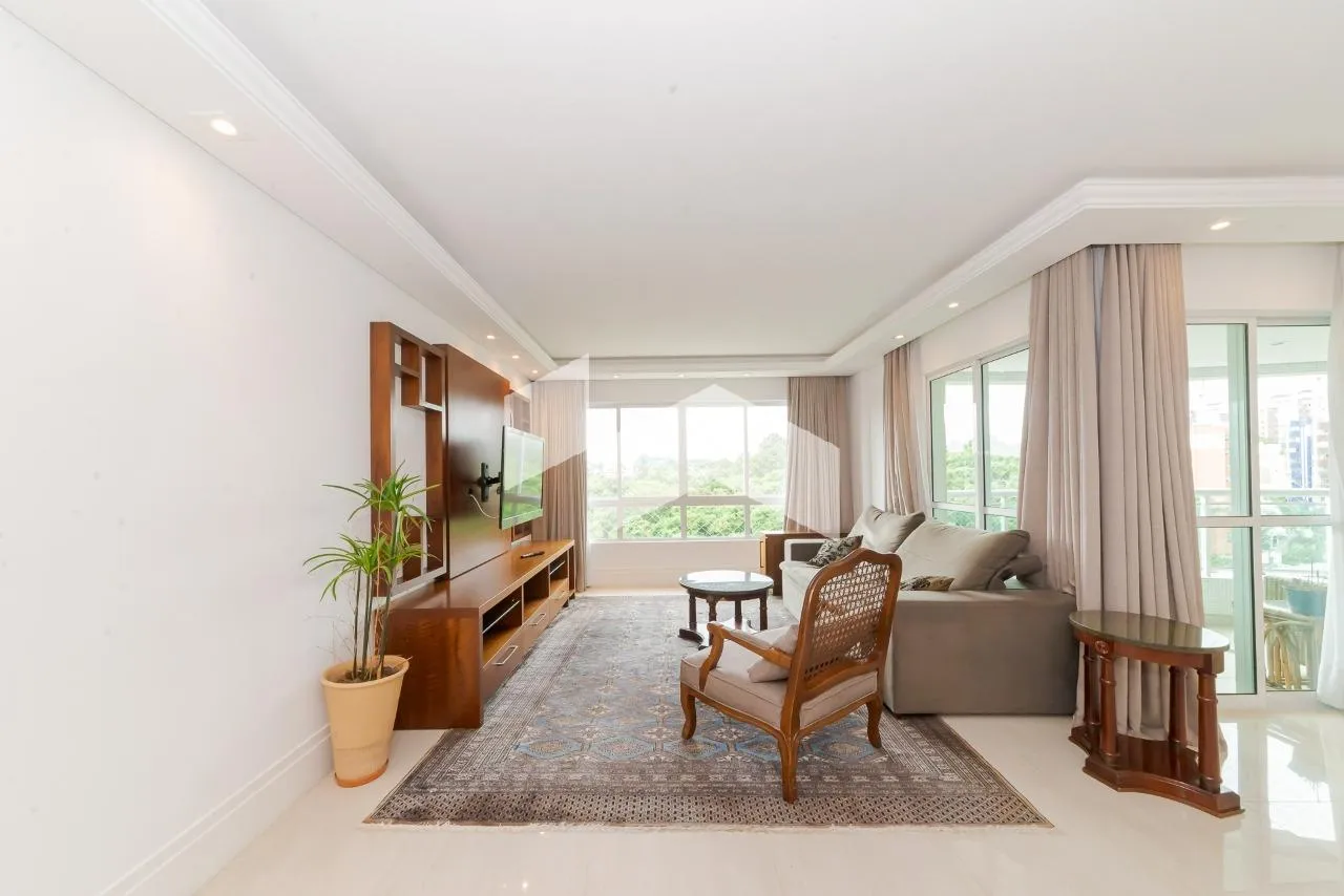 Apartamento de 4 dormitorios con 2 suites y 179 m² — photo 2