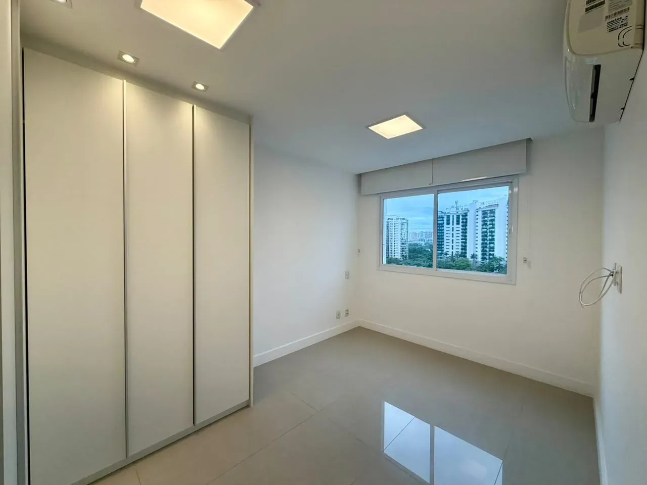 2-bedroom apartment with a park view in Rio de Janeiro — photo 7