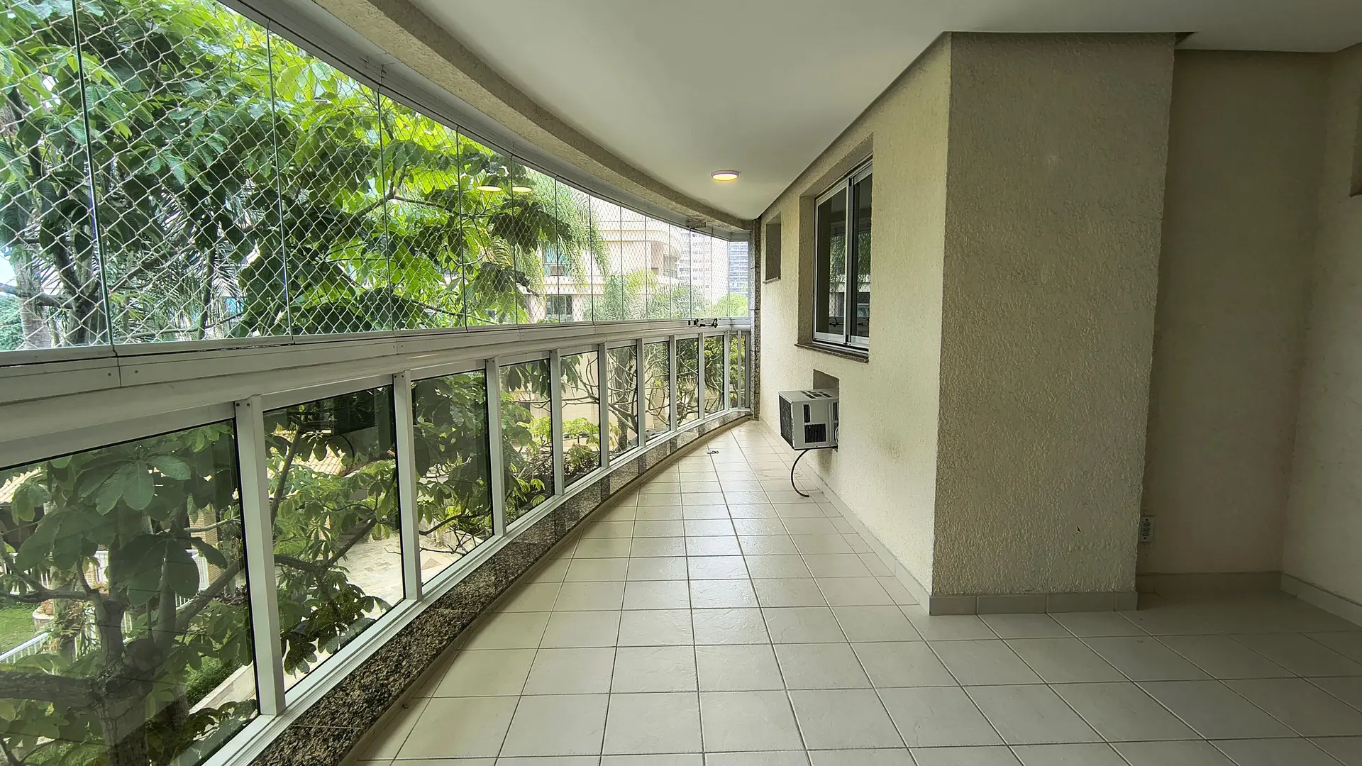 Departamento con balcón cerrado con vidrio en Rio de Janeiro — photo 19