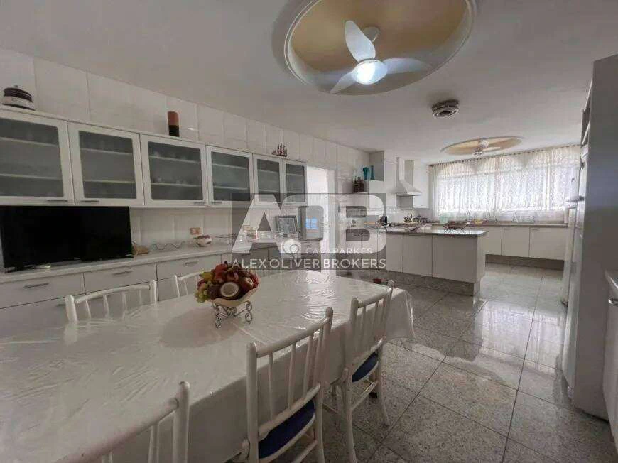 Casa mobiliada com 8 quartos e piscina de uso exclusivo — photo 16