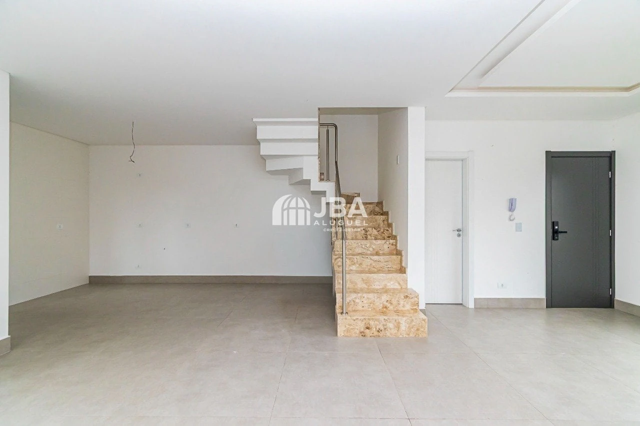 House with open-plan kitchen and 3 bedrooms plus suite — photo 19