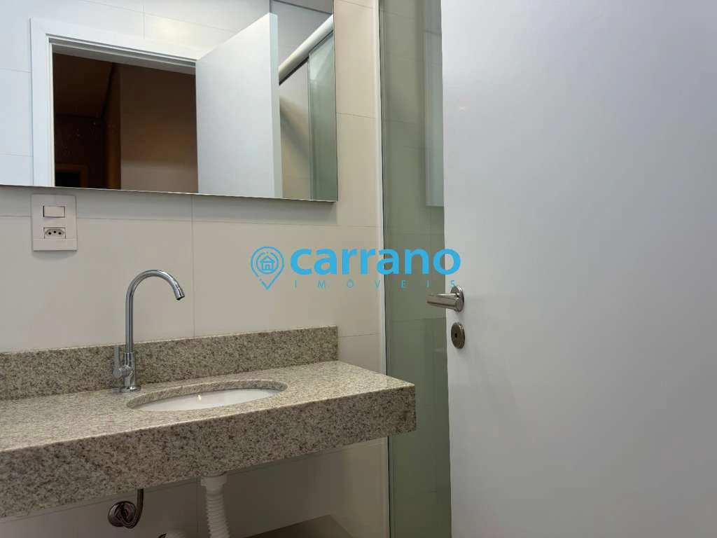 25 m² studio with 1 bedroom and a glass shower enclosure — photo 5