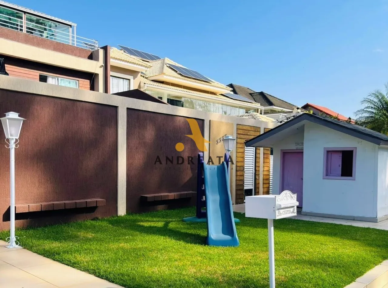 House with 5 bedrooms and 5 bathrooms, 471 m², 4 parking spaces — photo 11