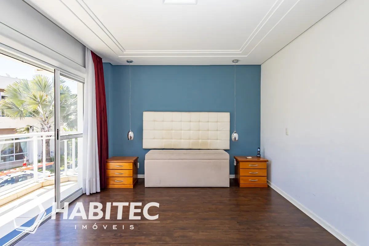 Residential house with 4 bedrooms and an integrated kitchen — photo 26