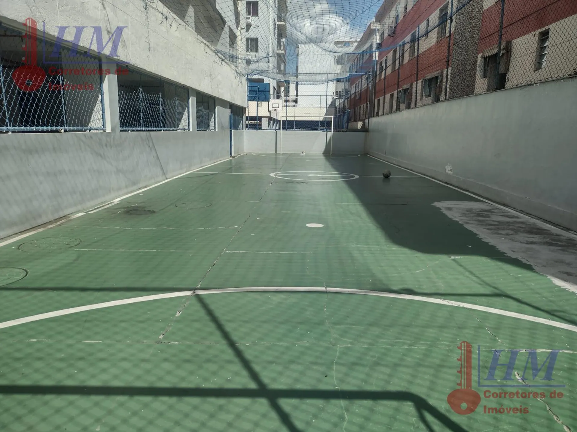 Furnished apartment, 67 m², with a glass-enclosed balcony — photo 42