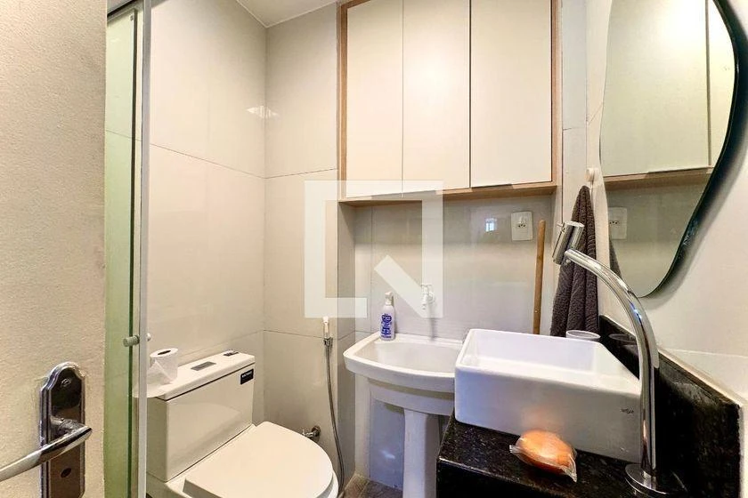 Furnished studio, 30 m², with a home office — photo 16