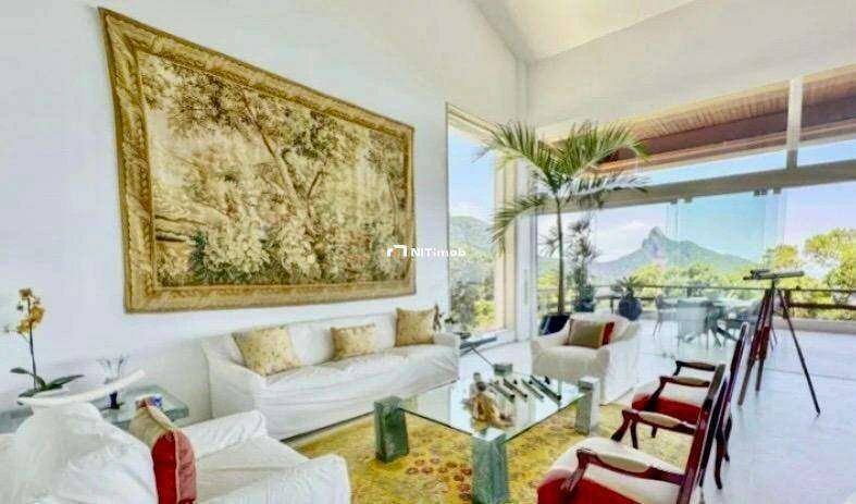 Unfurnished 6-bedroom house with 950 m² — photo 20