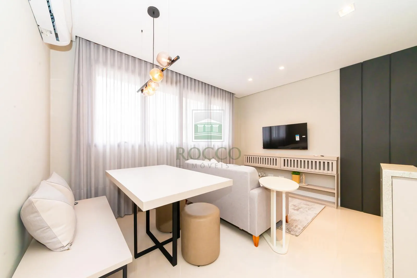 Furnished 1-bedroom apartment with 2 bathrooms — photo 8