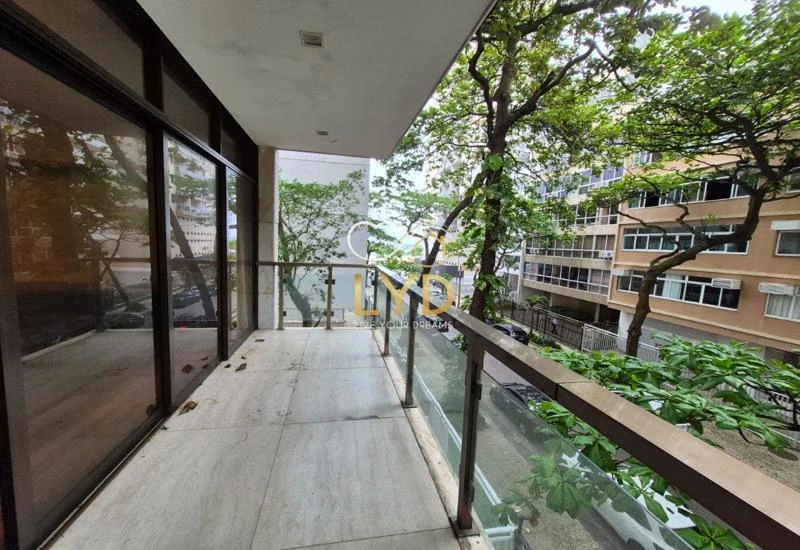 Apartment, 261 m², with a walk-in closet — photo 13