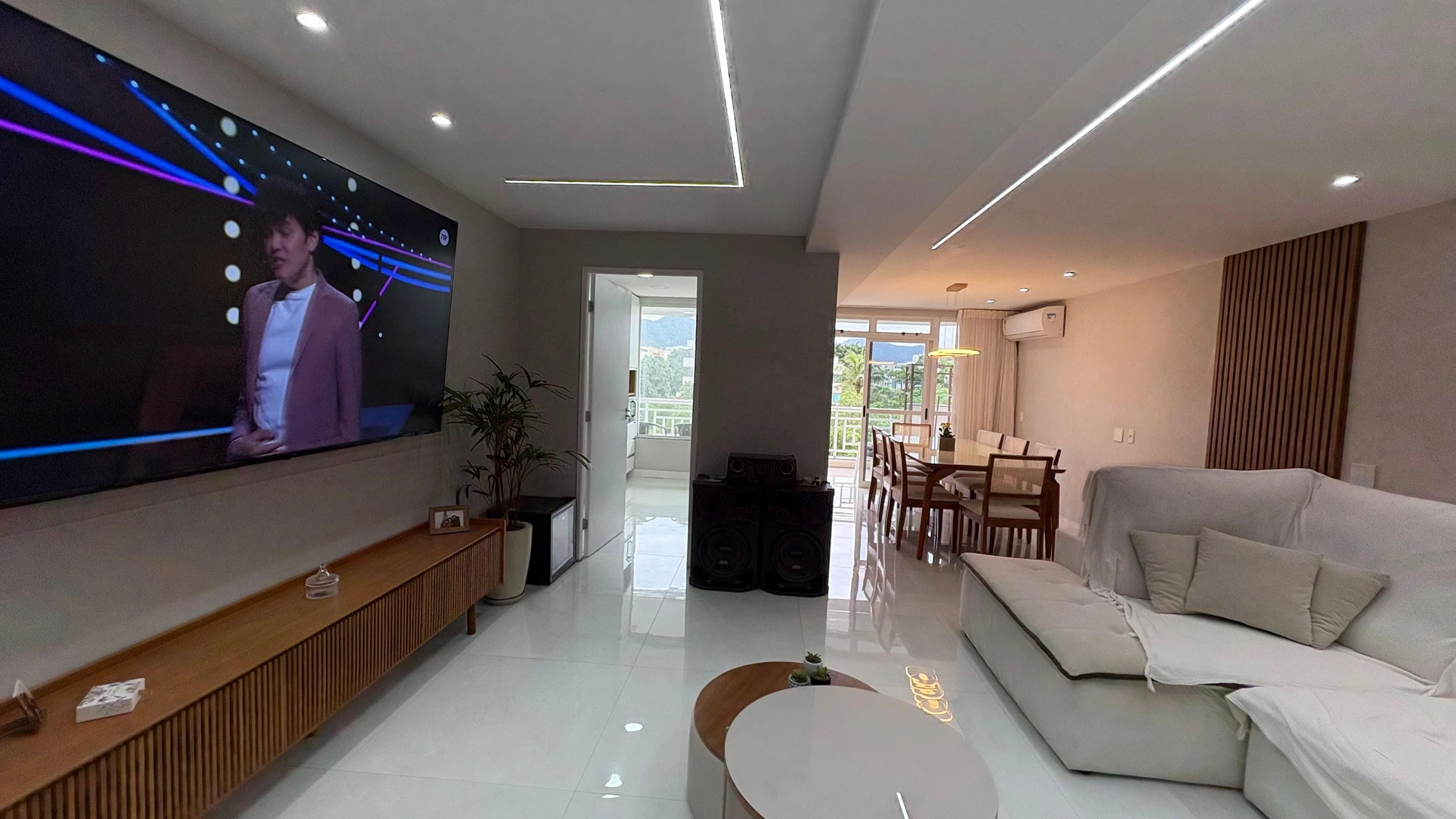 Furnished apartment, 114 m², with a jacuzzi — photo 6