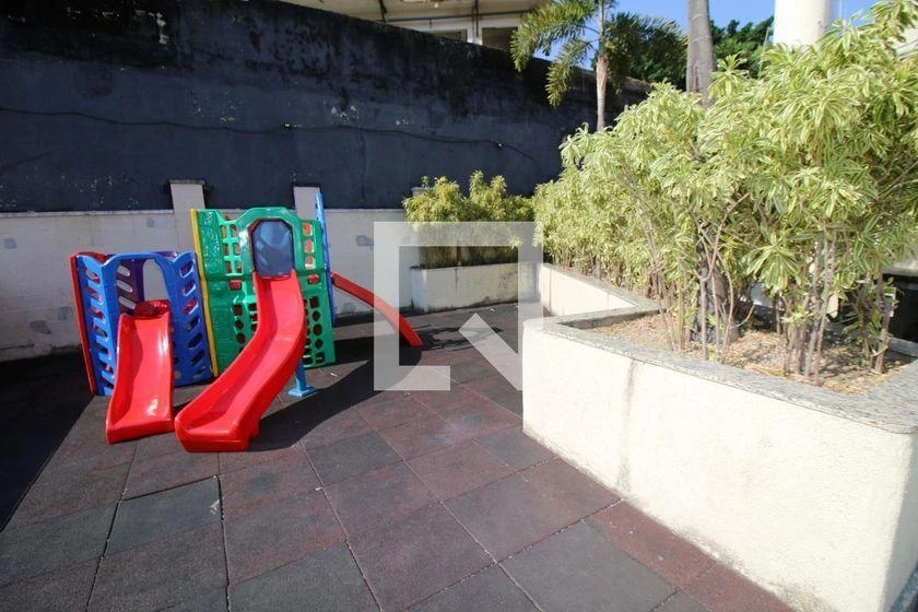 2-bedroom apartment in a building with a gym — photo 28