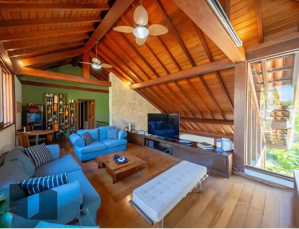 Casa com 4 quartos, 5 banheiros e 5 vagas — photo 25