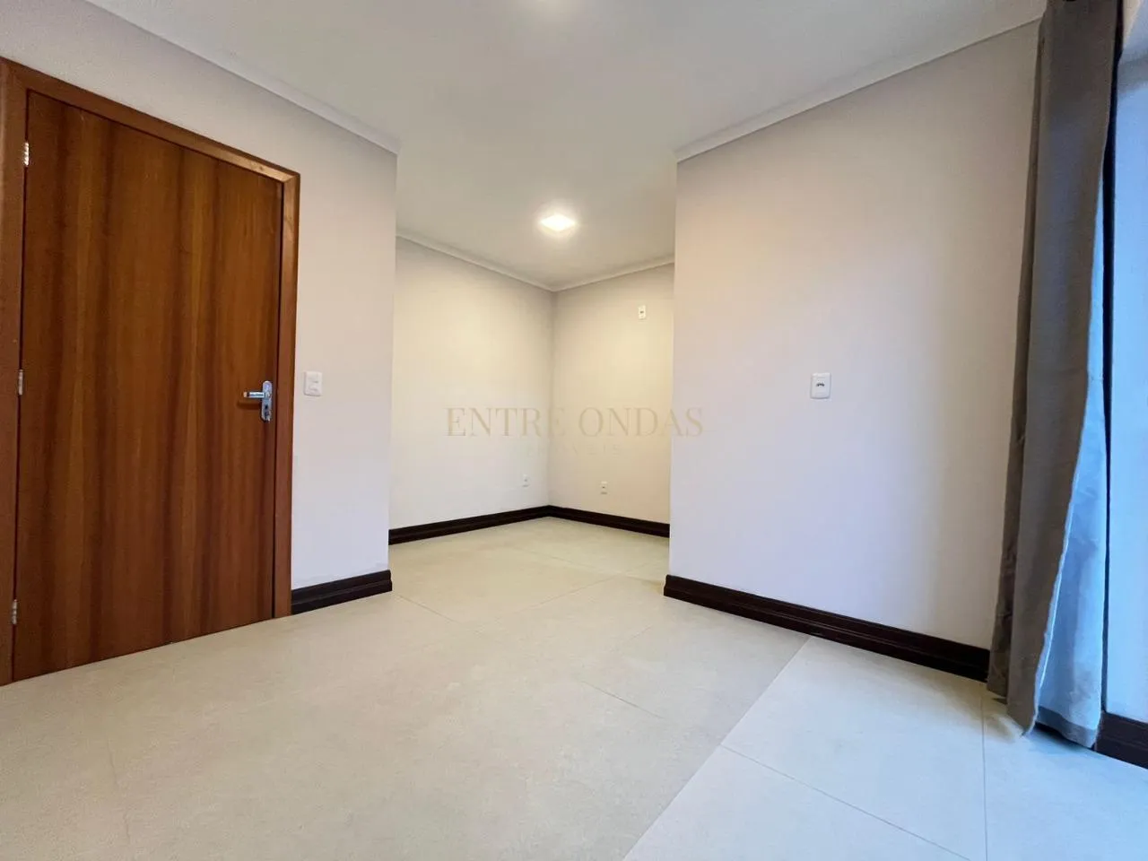2-bedroom house with a garden in Florianópolis — photo 13
