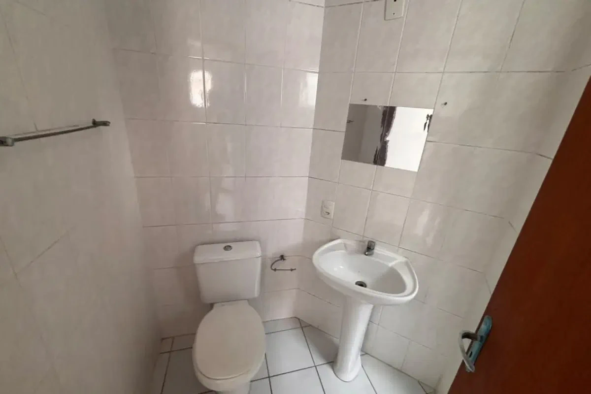 3-bedroom apartment, 1 with its own bathroom, 85 m² — photo 19