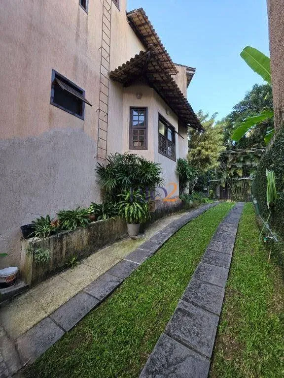 Casa mobiliada com 3 quartos, 4 banheiros e 5 vagas — photo 40