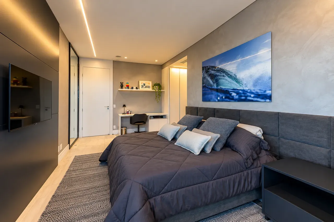 5-bedroom apartment in a building with a sauna — photo 20