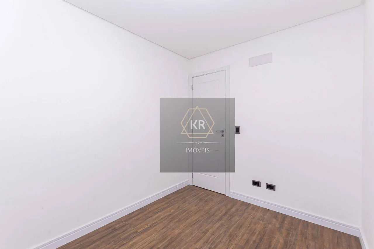 3-bedroom apartment with a private BBQ area — photo 20