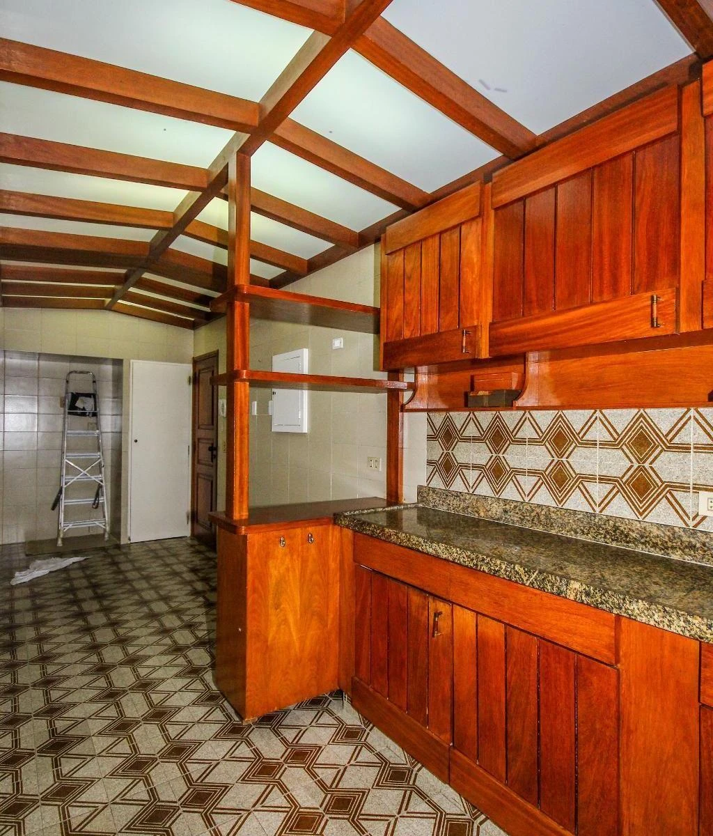 Apartment with 4 bedrooms, 4 baths and 300 m² — photo 27