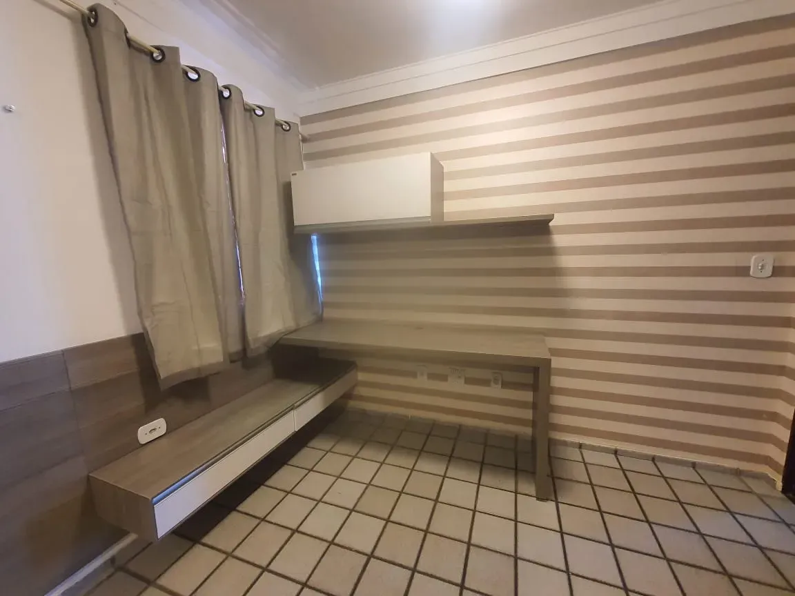 Квартира з 4 спальнями та 3 люкс-ванними, 160 м² — photo 3