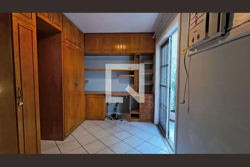 Sobrado em condomínio com 3 suítes e varanda de vidro — photo 14