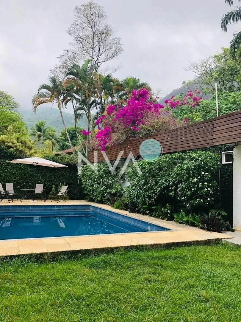 Furnished 1290 m² house with 5 bedrooms and 4 parking — photo 15