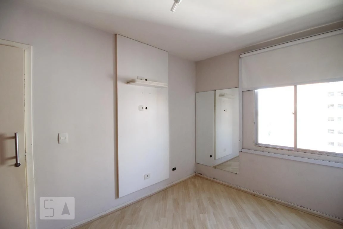 2-bedroom apartment with a home office in Curitiba — photo 17