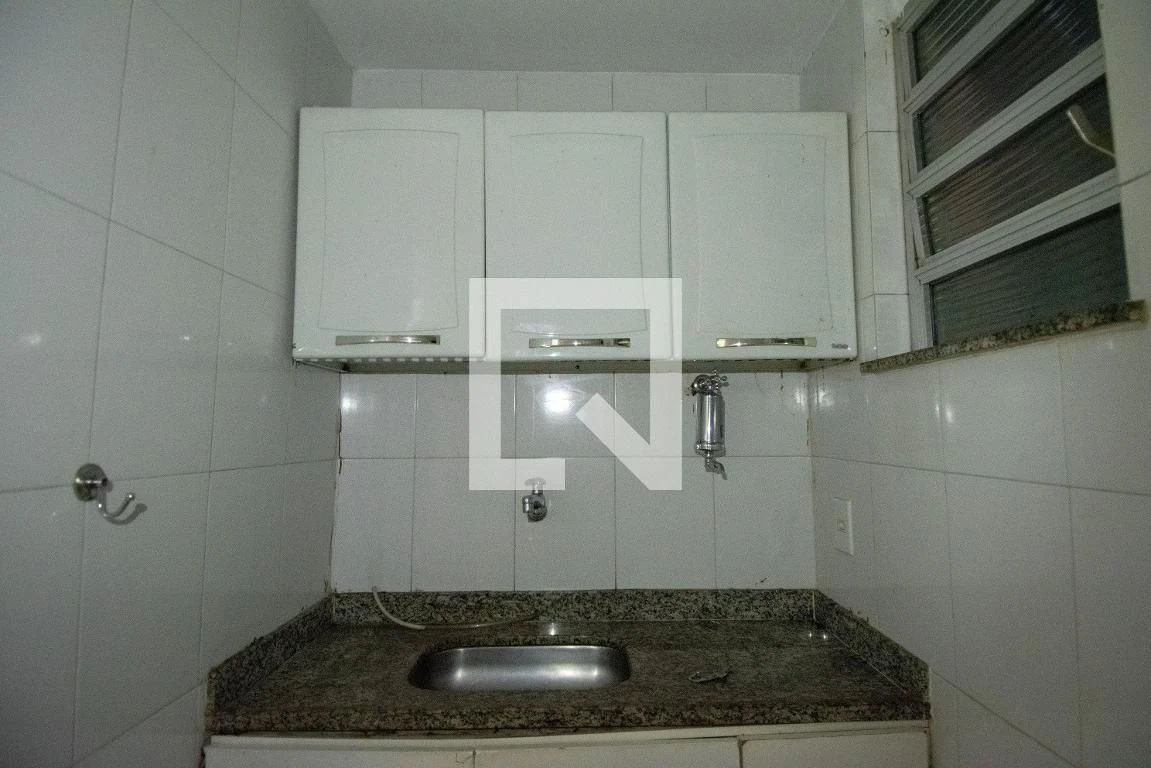 Monoambiente con piso de madera o laminado en Rio de Janeiro — photo 11