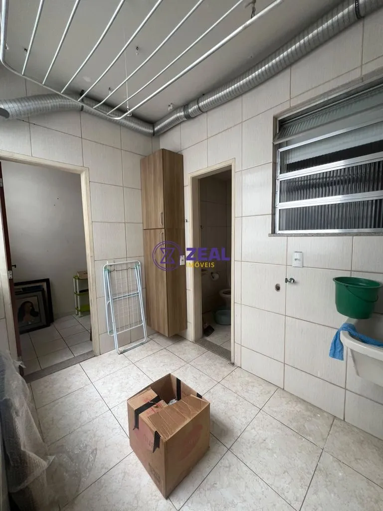 3-bedroom apartment, 1 with its own bathroom, 102 m² — photo 25