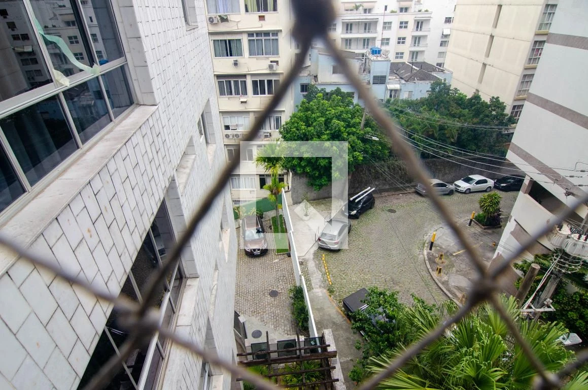 Apartamento sem mobília com 4 quartos e 4 banheiros — photo 18