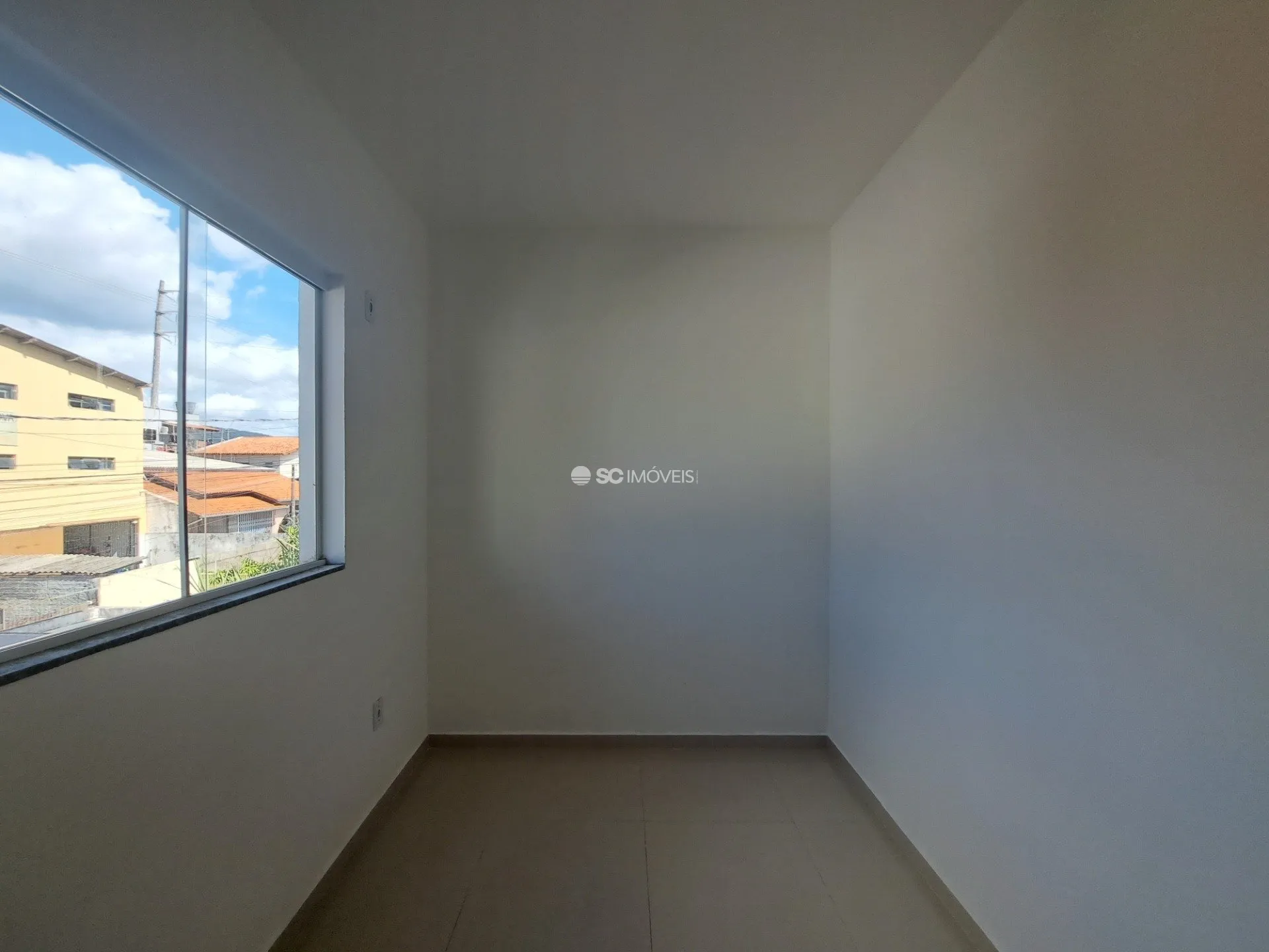 95 m² apartment with open-plan gas kitchen — photo 16