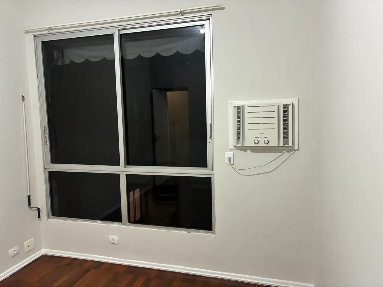 Apartment, 100 m², with wood or laminate floors — photo 10