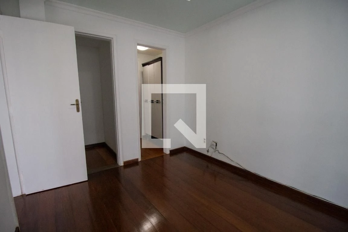 Apartamento sem mobília com 3 quartos e 5 banheiros — photo 7