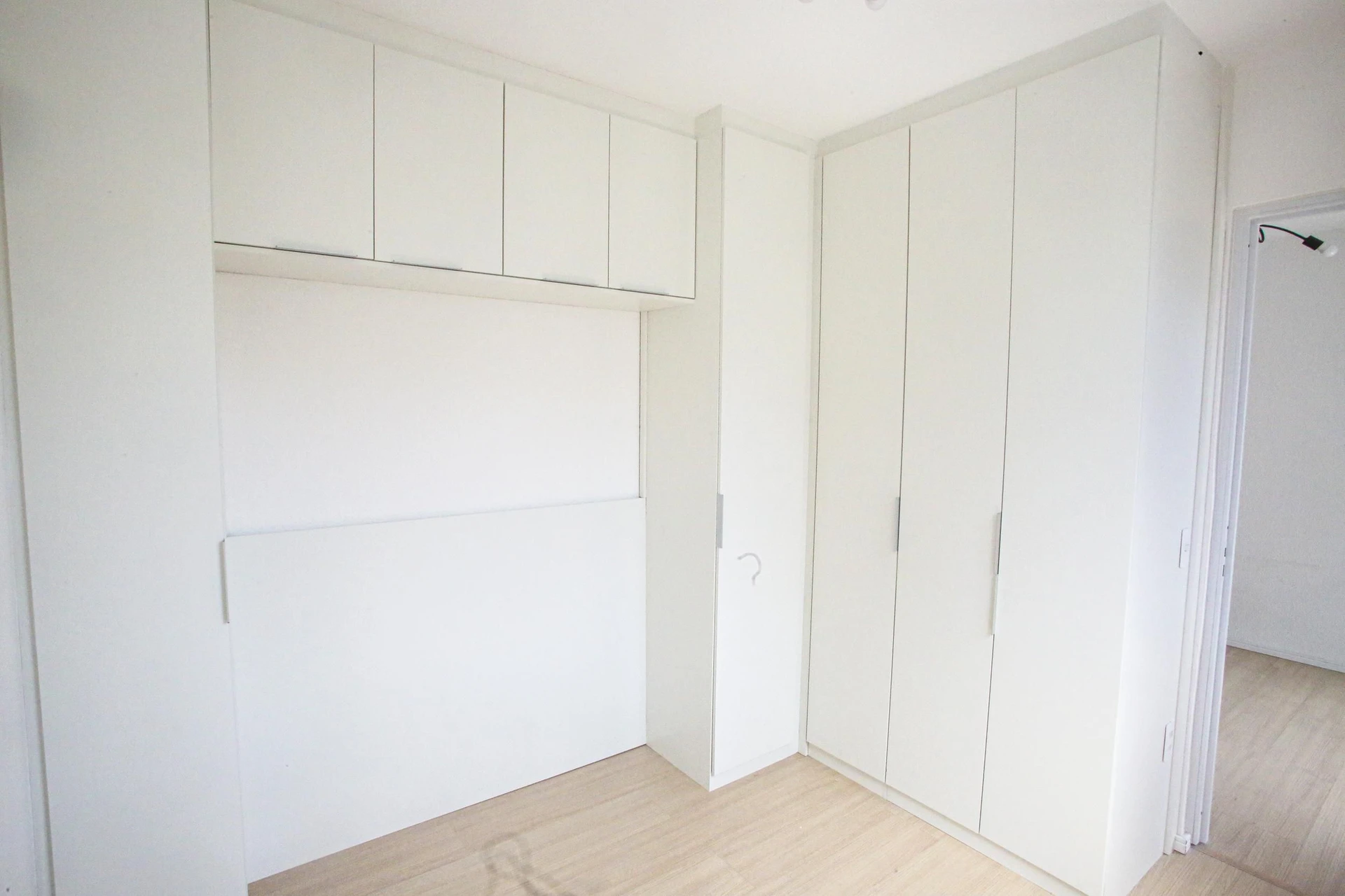 Вид на гори та 1 спальня: квартира 37 м² — photo 14
