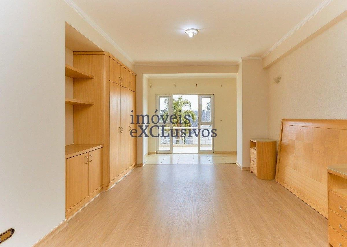 Ванна та 5 спалень: будинок 500 м² — photo 14
