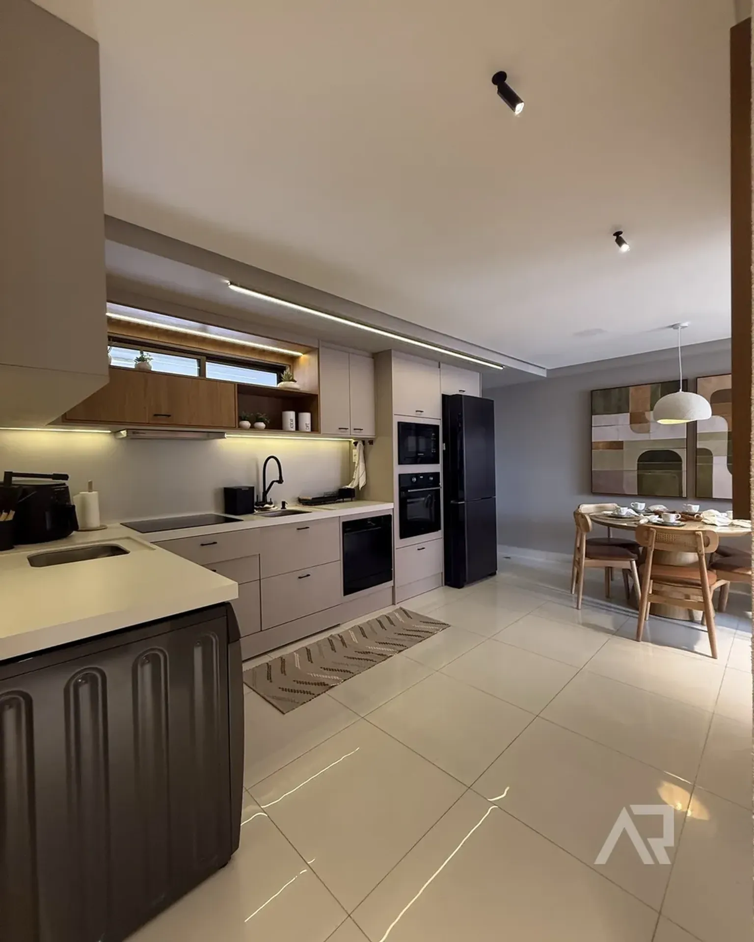 2-bedroom apartment with a washing machine — photo 3