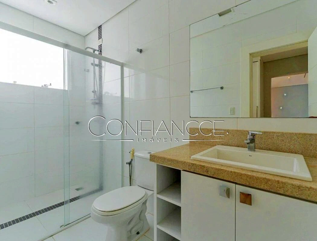 Furnished house, 350 m², with floor-to-ceiling windows — photo 27