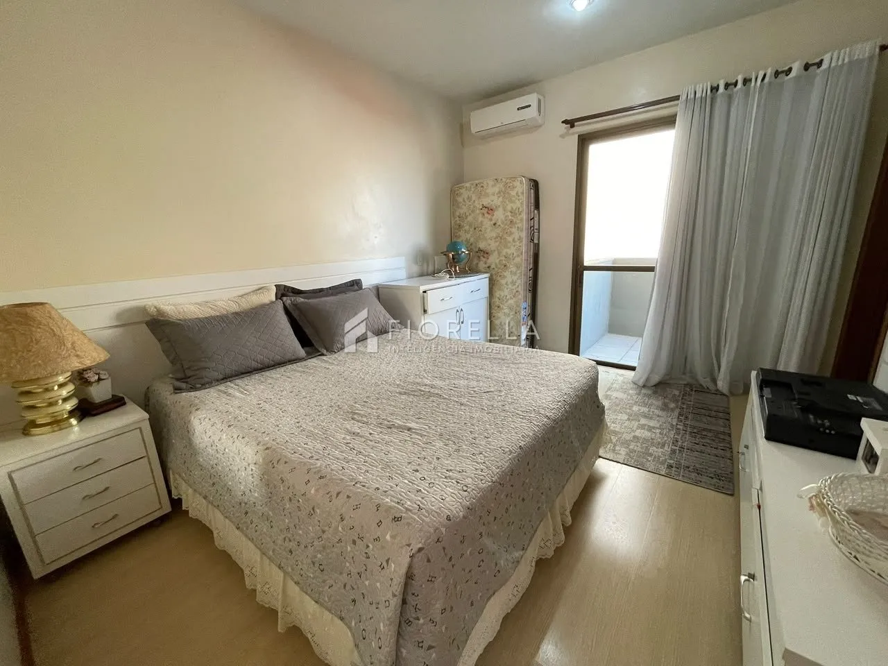 Furnished house, 376 m², with a water view — photo 62