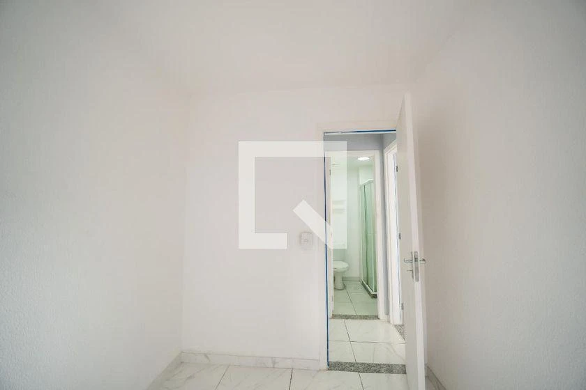 2-bedroom apartment with open-plan kitchen — photo 38