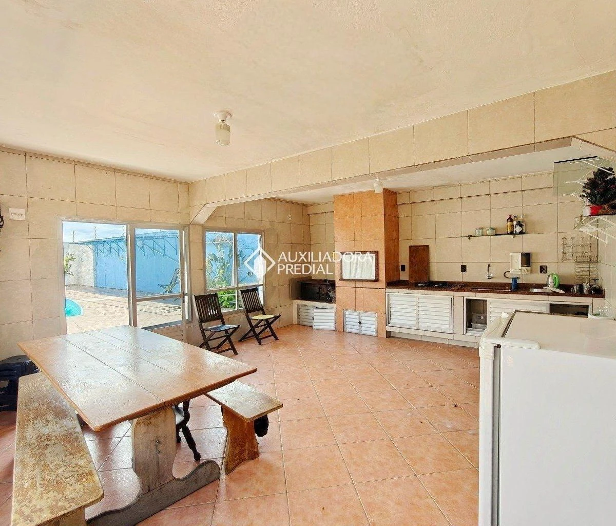 Water view in a 4-bedroom house, 320 m² — photo 6