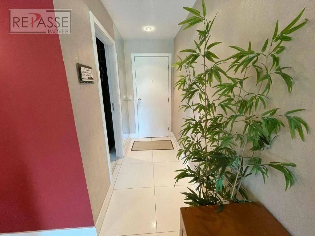 Мебльована квартира 127 м² з 3 спальнями з ваннами — photo 19
