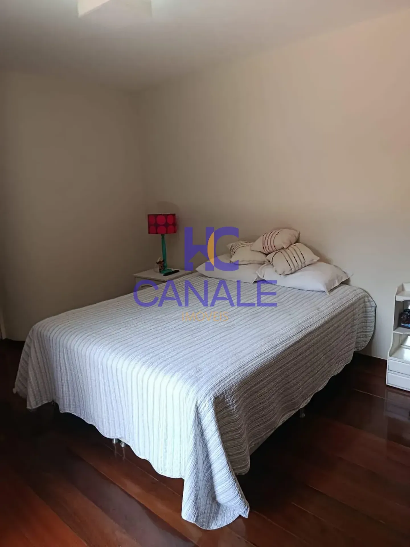 Casa duplex com 5 quartos e 4 banheiros — photo 44