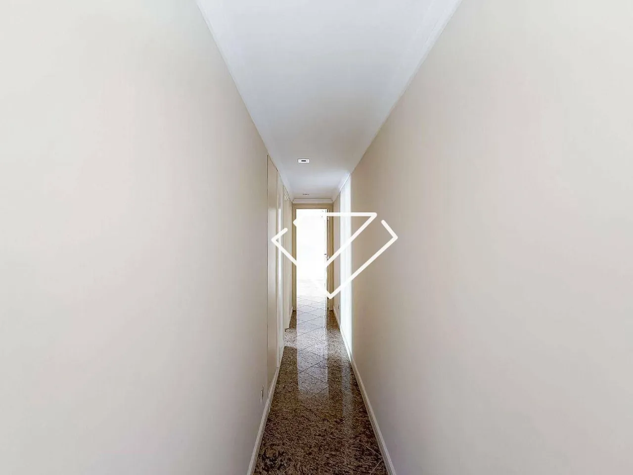 3-bedroom apartment with 165 m² and 3 parking spaces — photo 15