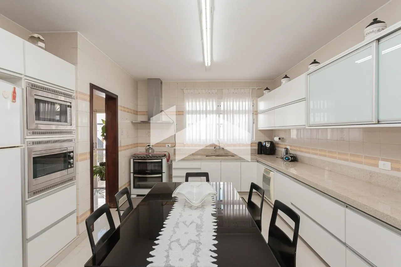 Будинок на 4 спальні з 6 місцями та 568 м² — photo 21