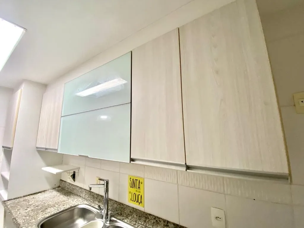 Apartment on the 14th floor with a grill on the balcony — photo 11