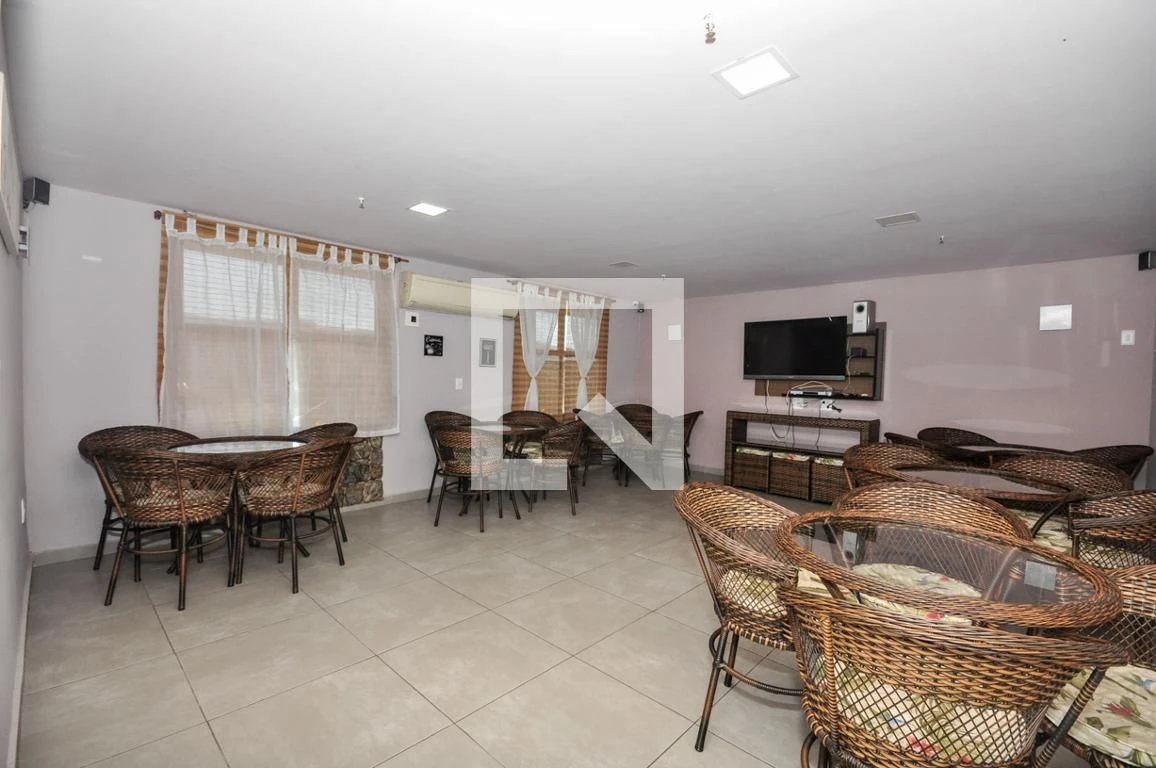 Furnished apartment with 2 bedrooms and a balcony — photo 30