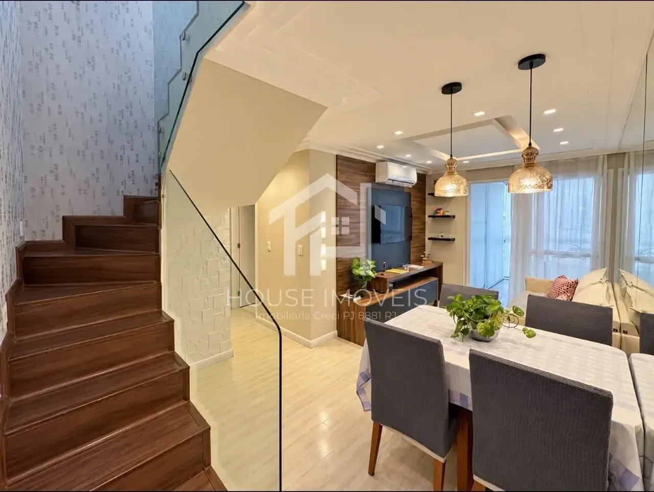 Панорамные окна и 3 спальни: квартира 150 м² — photo 5