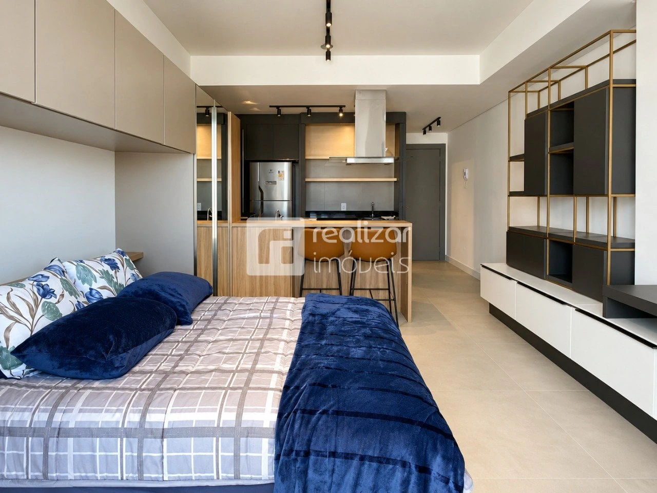 One-bedroom apartment with a dryer in Florianópolis — photo 9