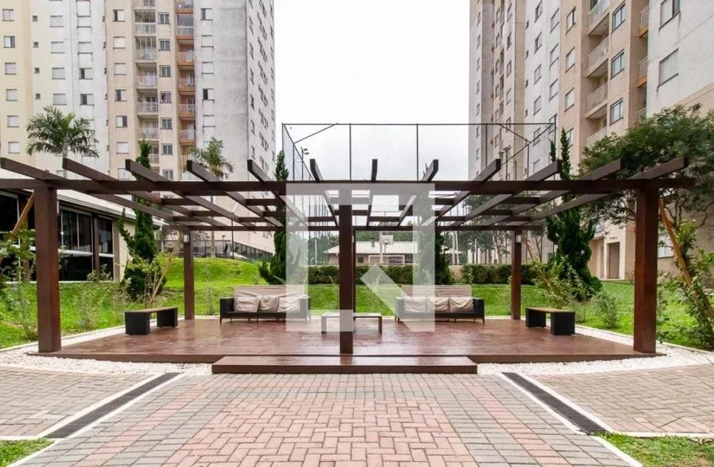 2-bedroom apartment in a building with a gym — photo 12